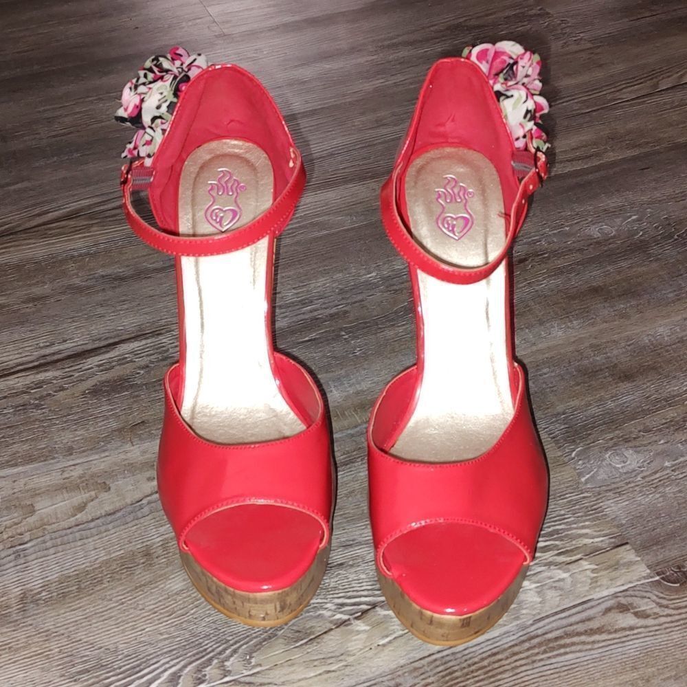 Patent platform kork heels shoes Sz 11 EUC - Picture 2 of 9